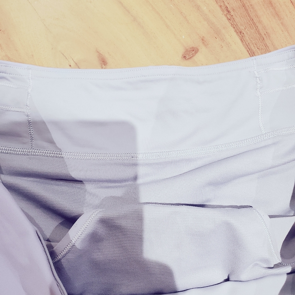 LULULEMON 2.5" Speed Up Short	in	Berry Mist - Picture 11 of 12